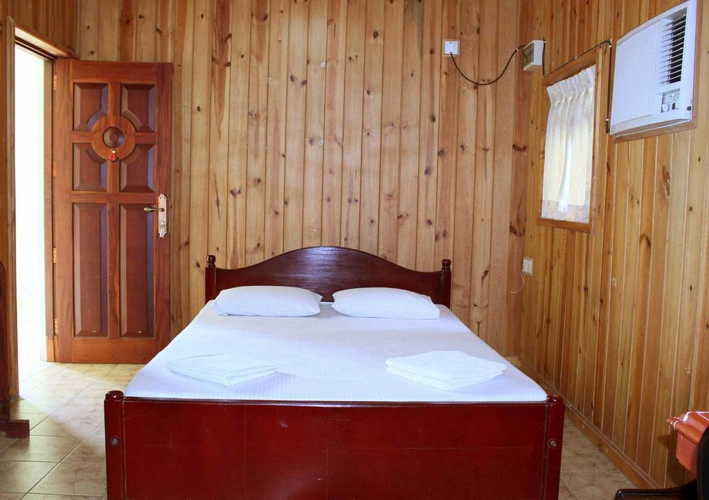 Green Land Guest House Pinnawala  Habitación foto