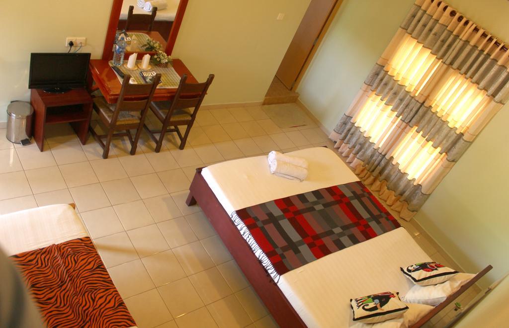 Green Land Guest House Pinnawala  Habitación foto